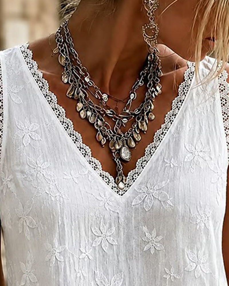 Elara Floral Lace Top