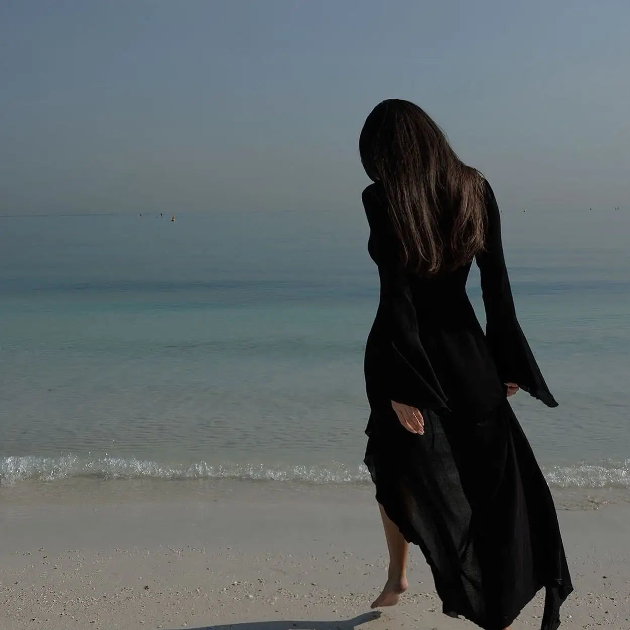 Elegant Beach Cover-Up – Lightweight & Stylish