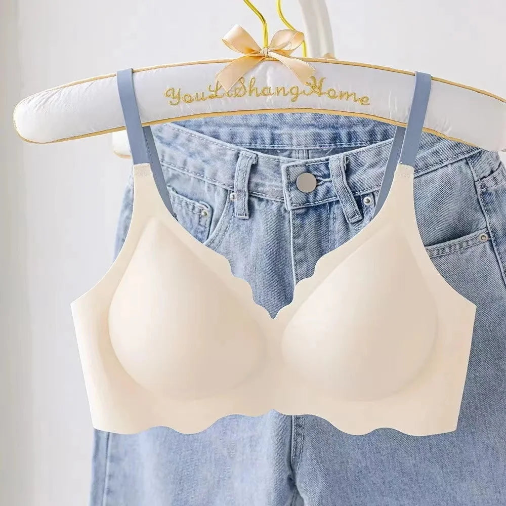 No-Trace Wireless Support Bra